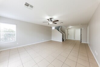 11814 W Poinsettia Dr in El Mirage, AZ - Building Photo - Building Photo