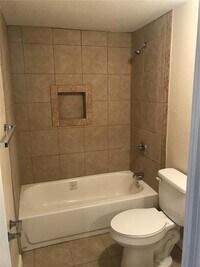 1562 N Tremain St photo'