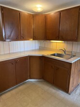 1 Essex Rd in Old Saybrook, CT - Building Photo - Building Photo