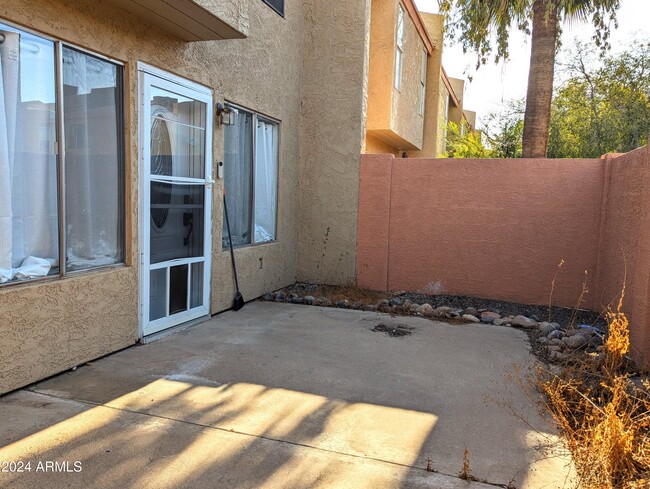 4406 W Palmaire Ave in Glendale, AZ - Foto de edificio - Building Photo