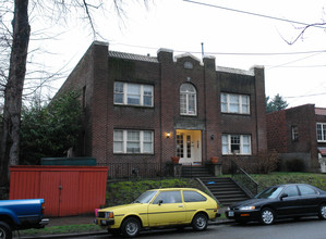 Thurman Apartments in Portland, OR - Building Photo - Building Photo