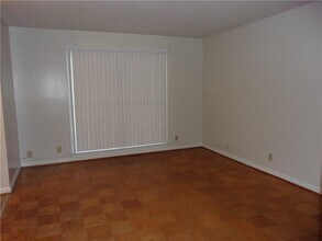 408 N University Blvd in Mobile, AL - Building Photo - Building Photo