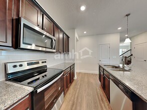 2974 Hill Valley Ln in Jacksonville, FL - Building Photo - Building Photo