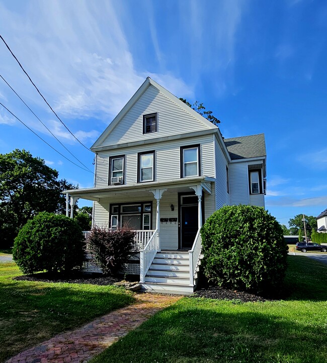 223 Union Ave, Unit 2