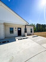 1716 Rosemary Dr in Bryant, AR - Building Photo