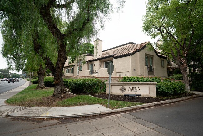 24107 Del Monte Dr. in Santa Clarita, CA - Building Photo - Building Photo