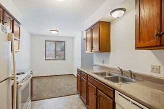 Wimbledon Apartments in Grandville, MI - Foto de edificio - Building Photo