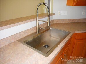 1018 Fountainbrook Dr in Indian Trail, NC - Building Photo - Building Photo