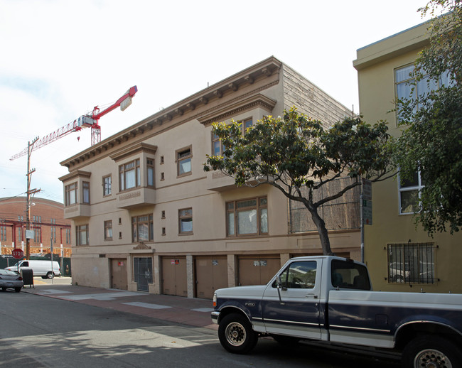 105 Julian Ave in San Francisco, CA - Building Photo - Building Photo