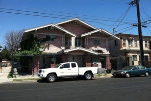 MLK Apartments in Los Angeles, CA - Building Photo