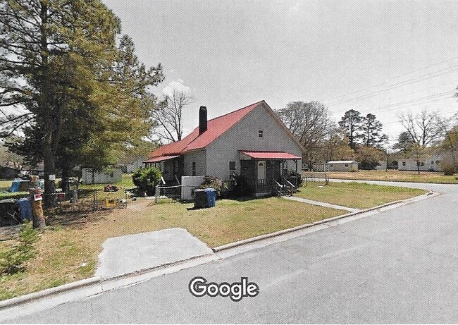 112 2nd St in Laurinburg, NC - Building Photo - Building Photo