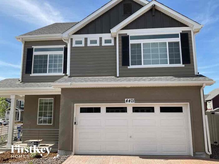 4401 N Quatar Ct in Denver, CO - Building Photo