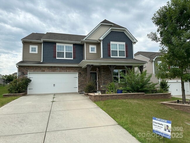 property at 121 Congaree Lp