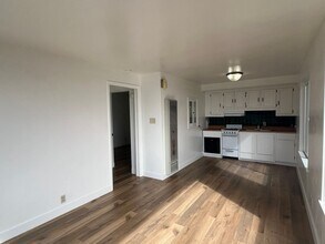 964 Pelican Pl in Morro Bay, CA - Building Photo - Building Photo