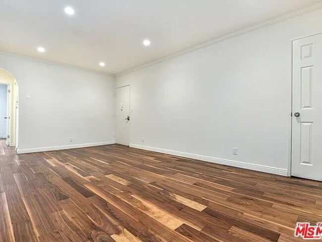 property at 1112 N Olive Dr