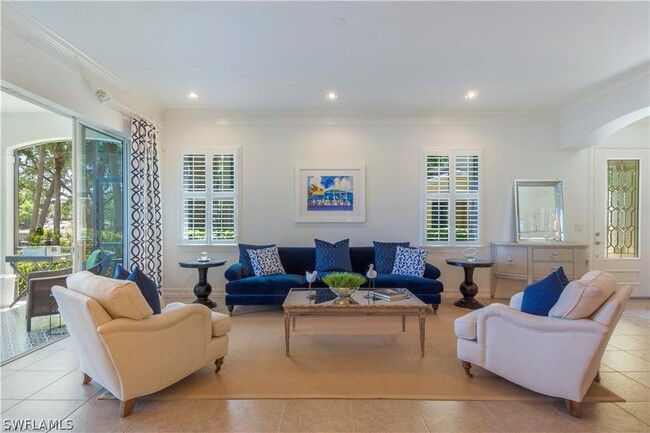 property at 2864 Tiburon Blvd E