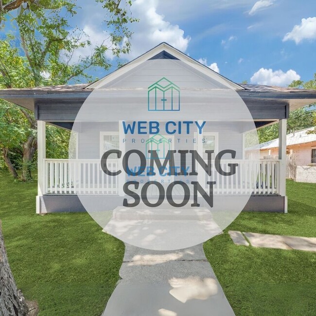 property at 3837 Holmes St