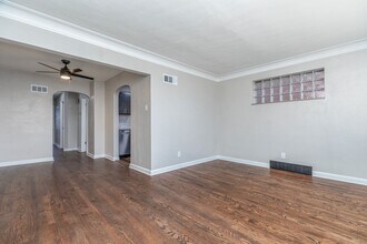 6061 Potomac St, Unit 6061 Potomac in St. Louis, MO - Foto de edificio - Building Photo