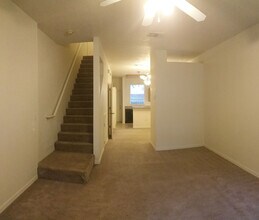 3543 SW 30th Way in Gainesville, FL - Building Photo - Building Photo