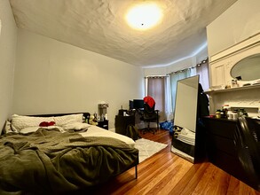539 Washington St, Unit 2 in Boston, MA - Building Photo - Building Photo