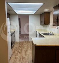 570 N Villa Nueva Dr in Litchfield Park, AZ - Building Photo - Building Photo