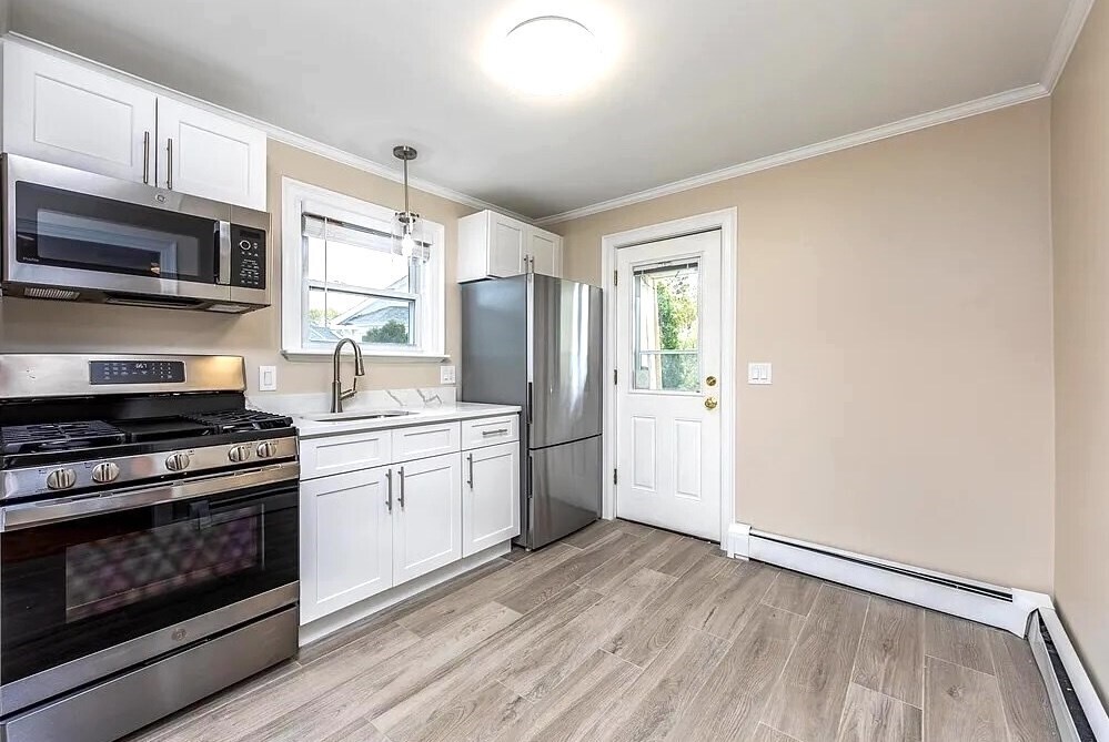 31 Cabot St in Beverly, MA - Building Photo