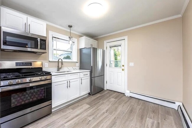 property at 31 Cabot St