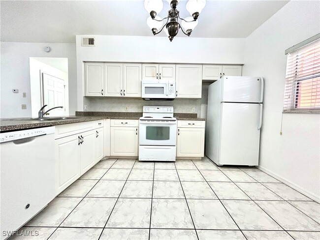 1109 SW 48th Terrace in Cape Coral, FL - Building Photo - Building Photo