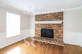 2425 Renny Ct in Marietta, GA - Building Photo - Building Photo