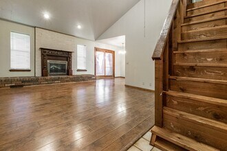 1251 Kingston Rd in Norman, OK - Building Photo - Building Photo