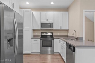 1406 W Main St in Mesa, AZ - Building Photo - Building Photo