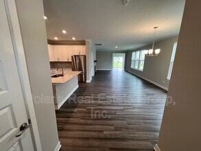 1674 Garwood Dr in Westfield, IN - Foto de edificio - Building Photo