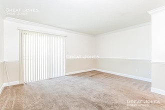 480 Reed Canal Rd-Unit -16 in South Daytona, FL - Building Photo - Building Photo