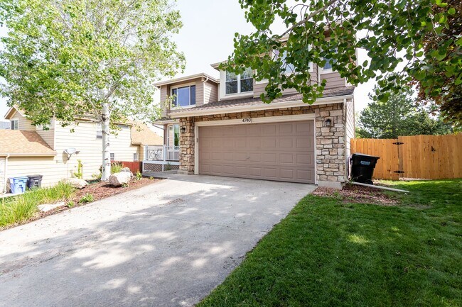 4740 Seton Pl in Colorado Springs, CO - Foto de edificio - Building Photo