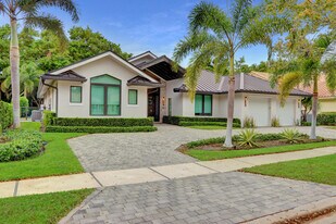 5789 Hamilton Way in Boca Raton, FL - Building Photo