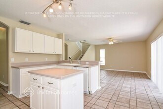 10224 Merrimac Manor Dr in Riverview, FL - Building Photo - Building Photo