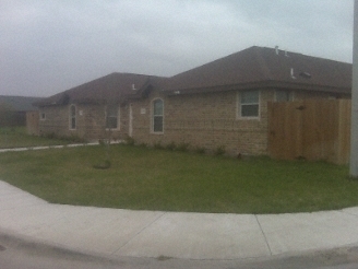 1406 N Oralando St in Edinburg, TX - Building Photo