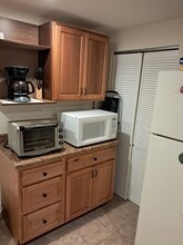 8 Templar Ct, Unit B in Rockville, MD - Building Photo - Building Photo