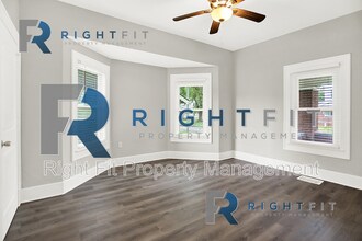 3430 Carrollton Ave in Indianapolis, IN - Building Photo - Building Photo