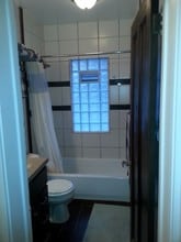 1361-1363 N Hawley Rd in Milwaukee, WI - Foto de edificio - Building Photo