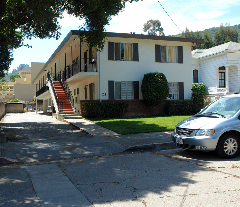 25 Broadway in Los Gatos, CA - Building Photo