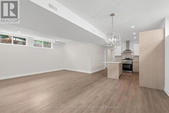6954 Notre-Dame St in Ottawa, ON - Building Photo - Building Photo