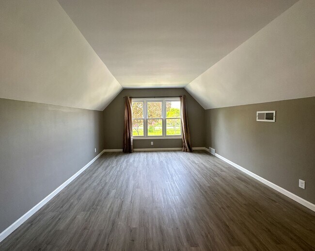 3152 N 42nd Pl in Milwaukee, WI - Building Photo - Building Photo