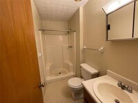 358 Bradley Woods Ct NW photo'