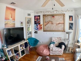 200 Hyde Park Ave, Unit 3 in Boston, MA - Building Photo