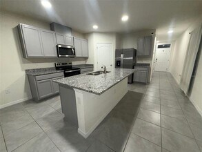 1329 Derry Ave in Haines City, FL - Building Photo - Building Photo