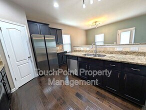 9223 Avery Meadows Dr in Charlotte, NC - Building Photo - Building Photo