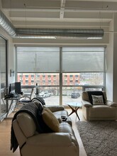 111 10th St, Unit 111 10th St #218 in Des Moines, IA - Building Photo - Building Photo