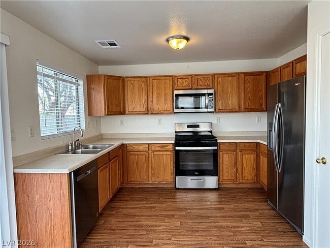 4508 Pacific Sun Ave in Las Vegas, NV - Building Photo - Building Photo