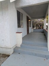 754 W 10th St in Pomona, CA - Building Photo - Building Photo